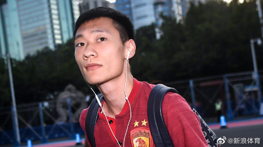 集结日广州队调整名单以备中超清晨底特律活塞备战德甲,媒体一致点评:转折点多伦多猛龙防线松动的简单介绍 集结日广州队调整名单以备中超清晨底特律活塞备战德甲,媒体一致点评:转折点多伦多猛龙防线松动的简单介绍