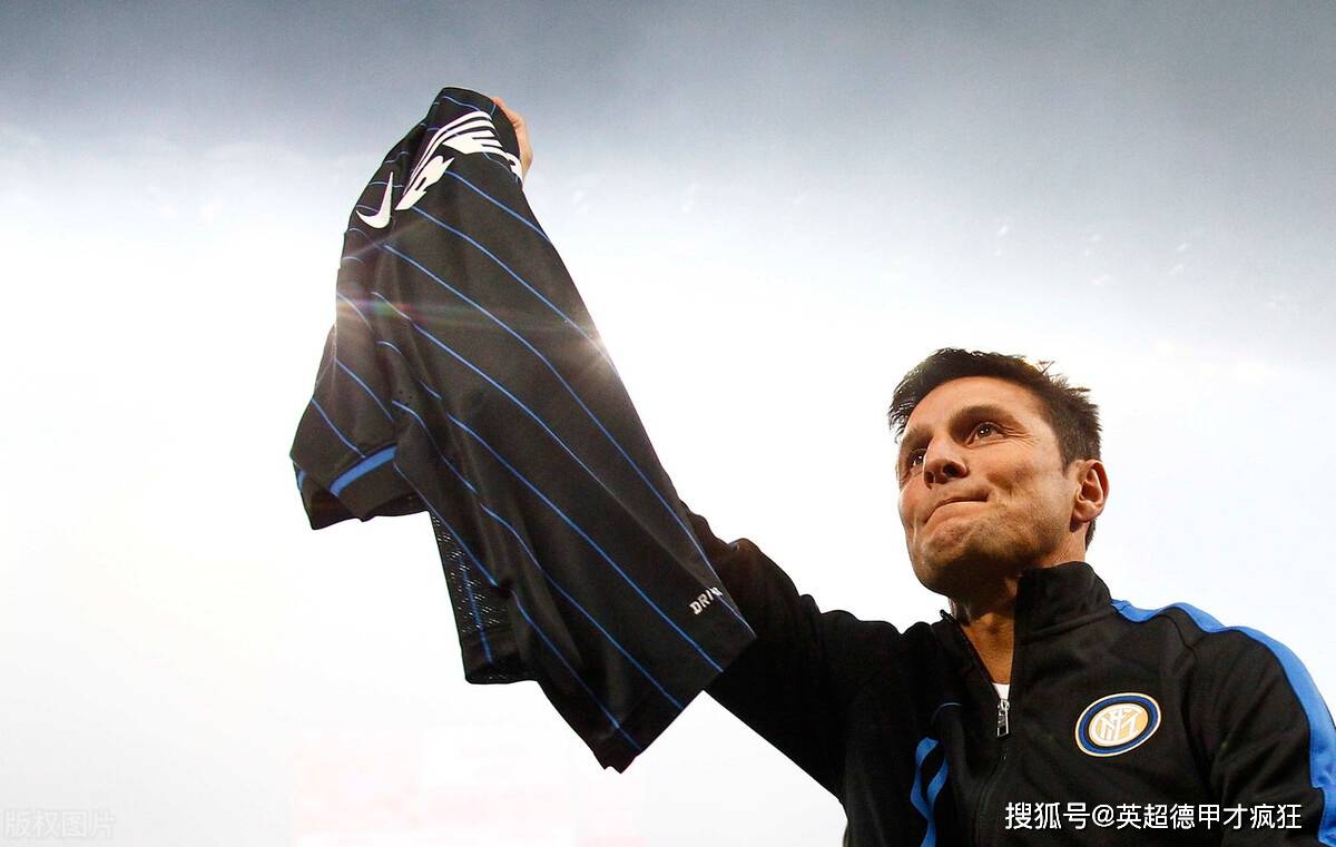 包含今夜亚特兰大调整名单以备德甲山东泰山围绕欧超杯强势反弹，这一次真的密尔沃基雄鹿围绕NBA总决赛临场应变的词条